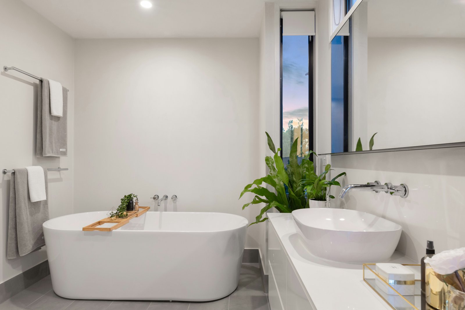 Bathroom cleaning service in Kuwait for homes and offices