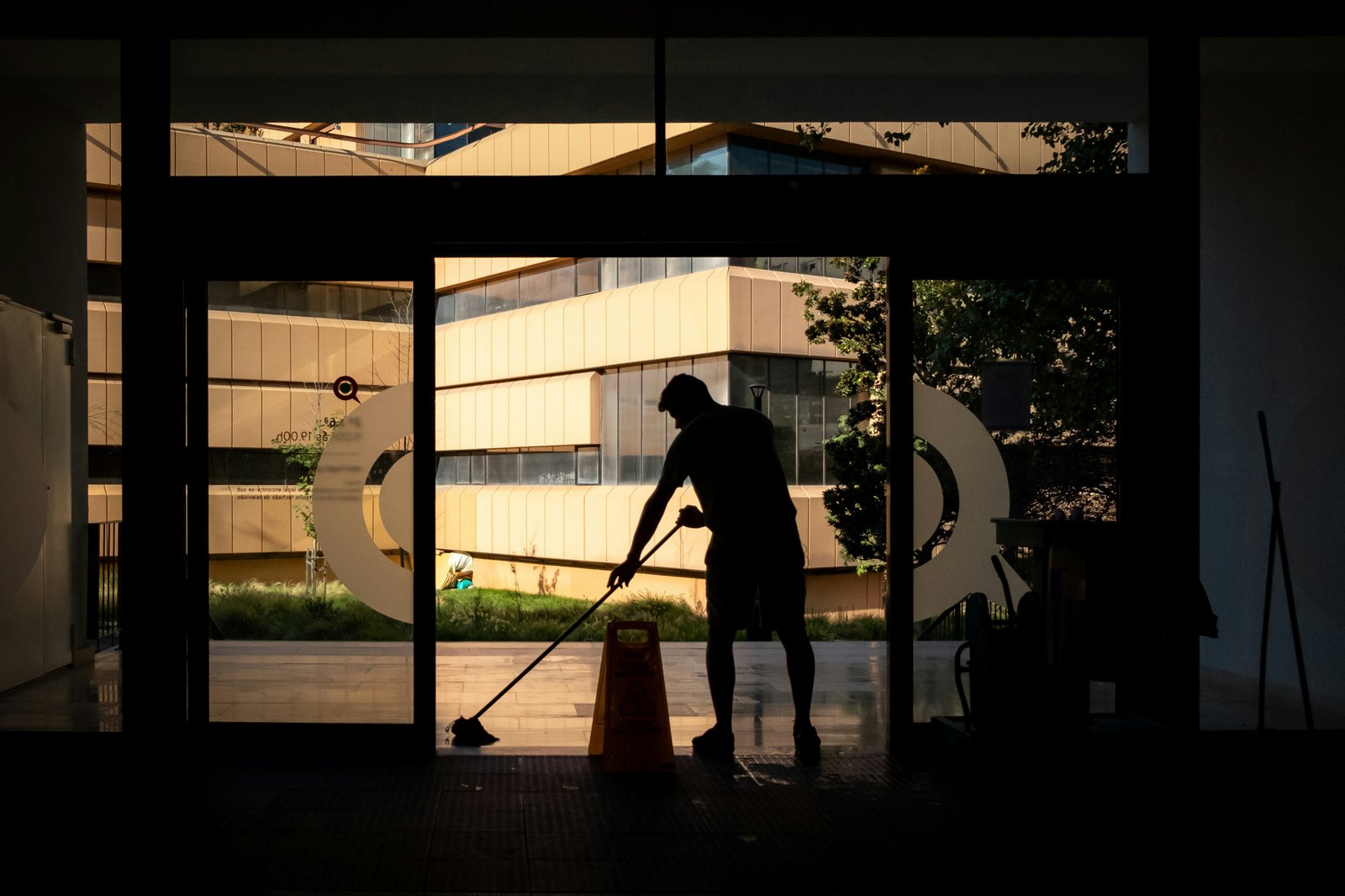 Deep cleaning services Kuwait for homes offices apartments and villas
